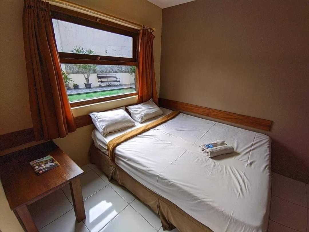 Guest House Teras Solo Syariah מראה חיצוני תמונה